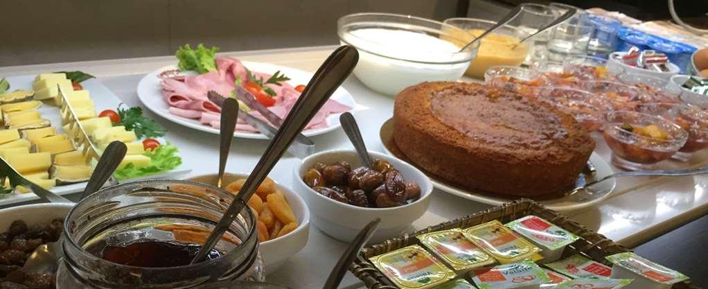 Brit Hotel Brive La Gaillarde - Restaurant La Limousine Малемор Ресторант снимка